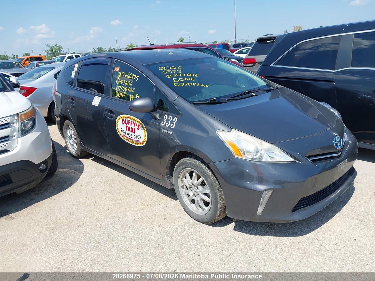 JTDZN3EU8E3307606 · 2014 TOYOTA PRIUS V