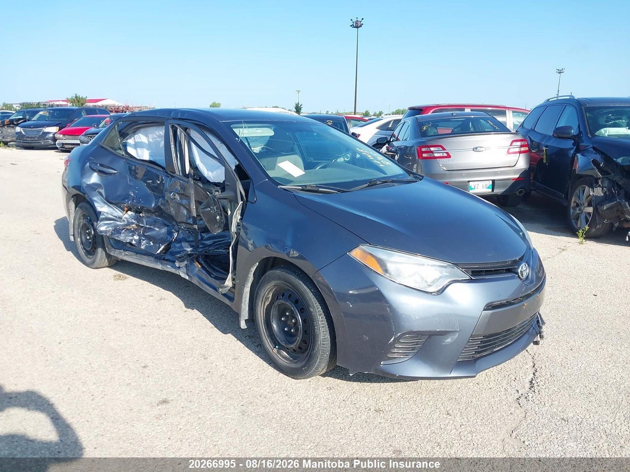 2T1BURHE6GC566018 · 2016 TOYOTA COROLLA CE