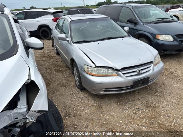 1HGCG56792A805892 · 2002 HONDA ACCORD SE