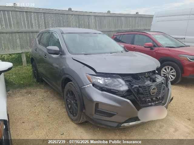 5N1AT2MV8JC747757 · 2018 NISSAN ROGUE S