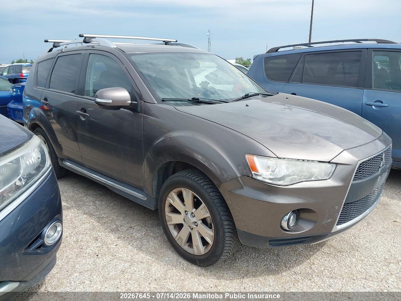 JA4JT5AX1AZ608430 · 2010 MITSUBISHI OUTLANDER XLS