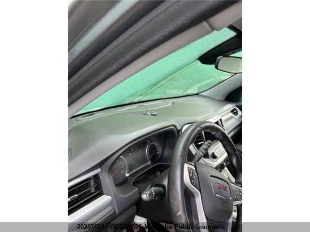 1GKKNRLS3MZ104869 · 2021 GMC ACADIA SLE · 11/20