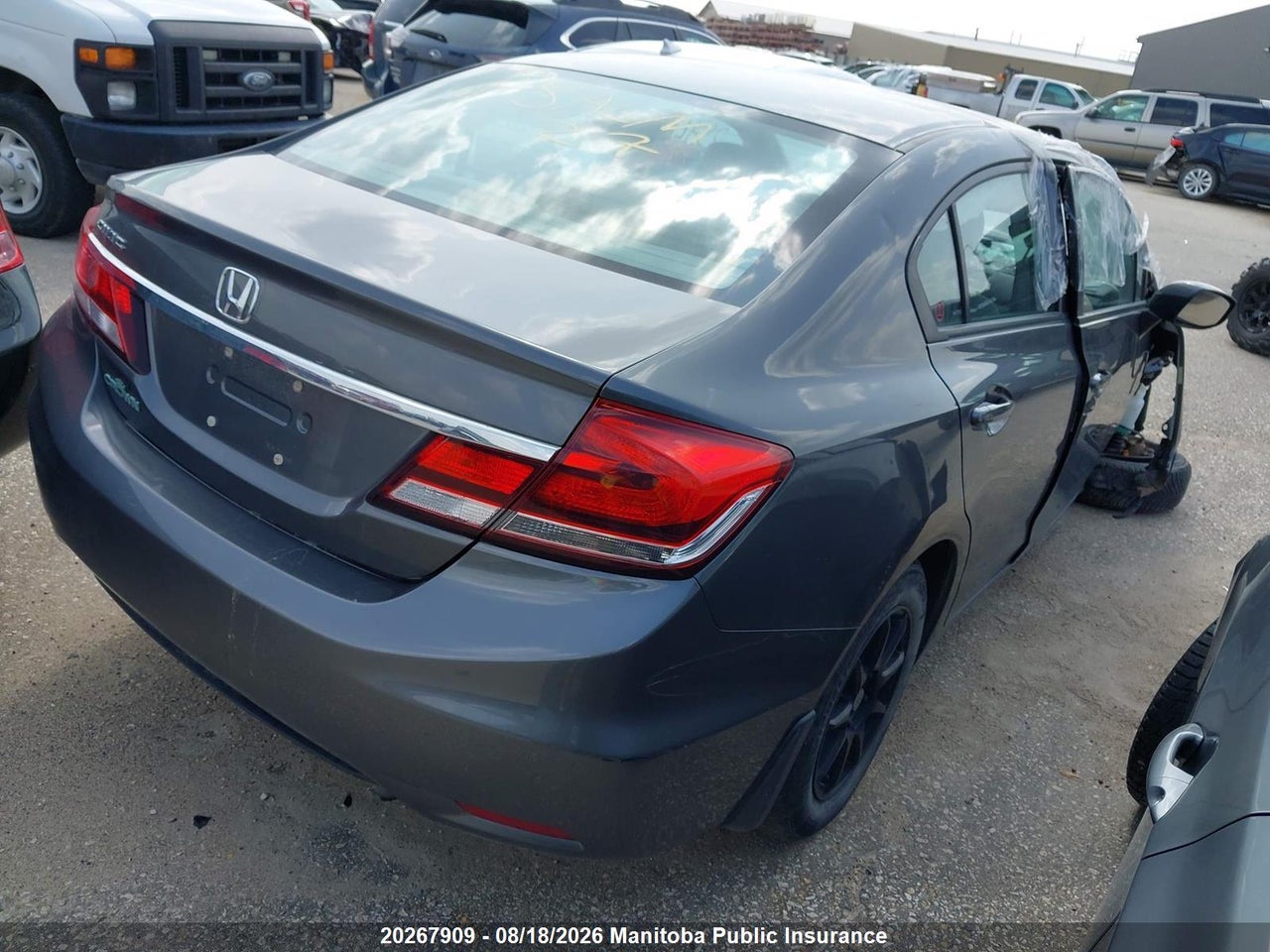2HGFB2F43DH037296 · 2013 HONDA CIVIC LX · 4/24