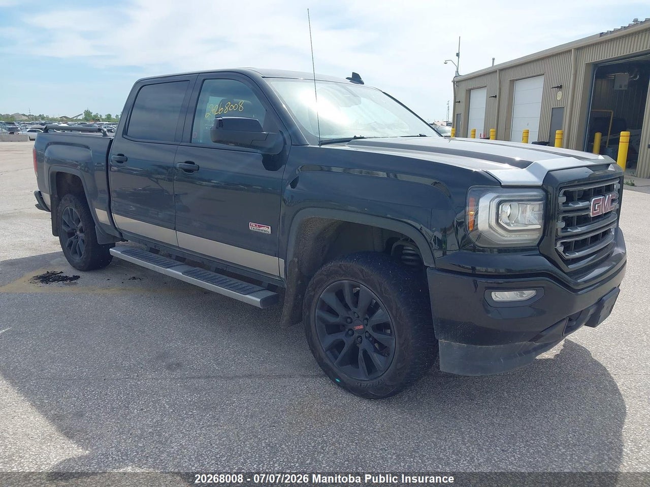 3GTU2NEJ8JG102461 · 2018 GMC SIERRA 1500 SLT CREW CAB