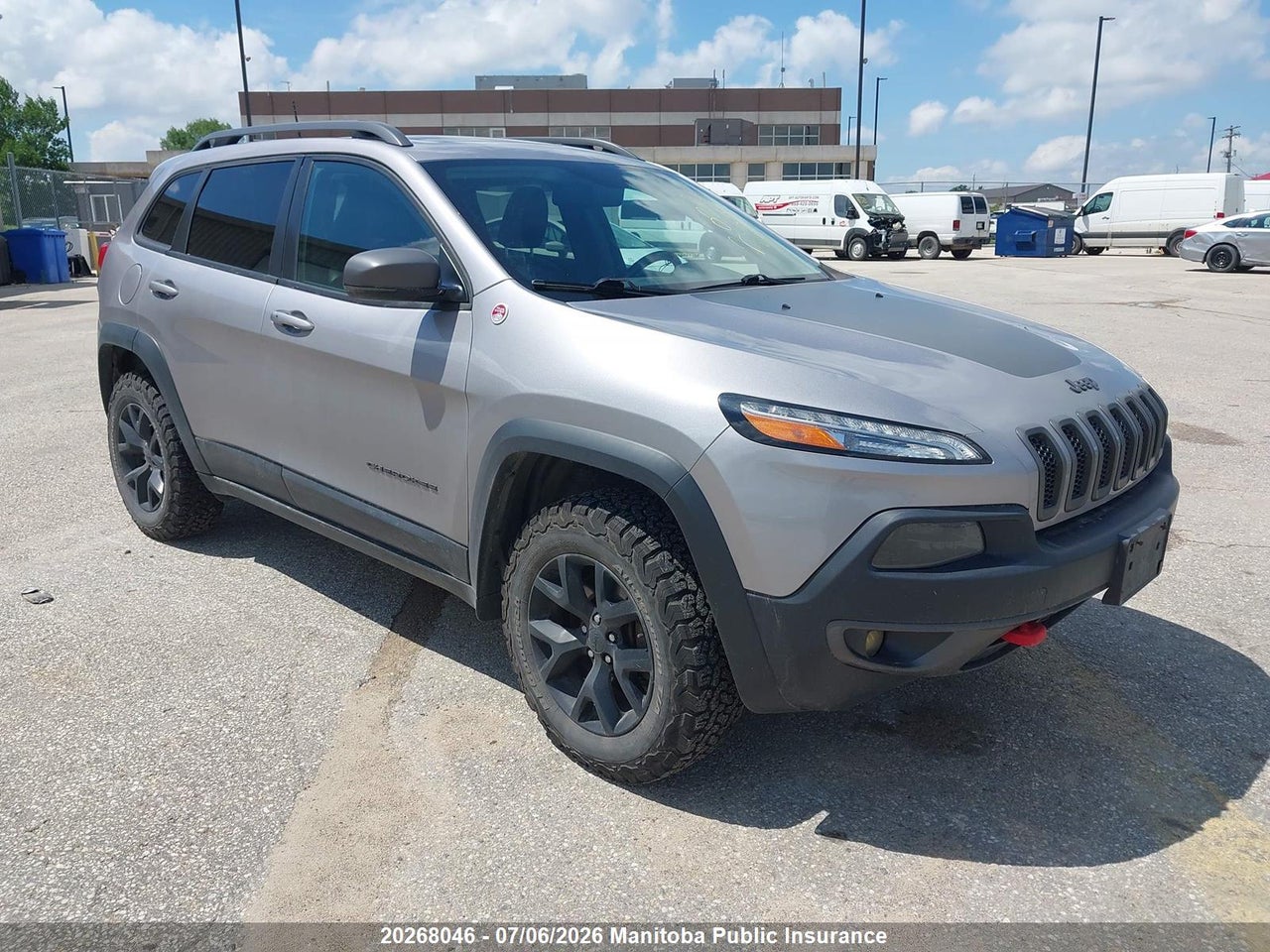 1C4PJMBS0HD225282 · 2017 JEEP CHEROKEE TRAILHAWK