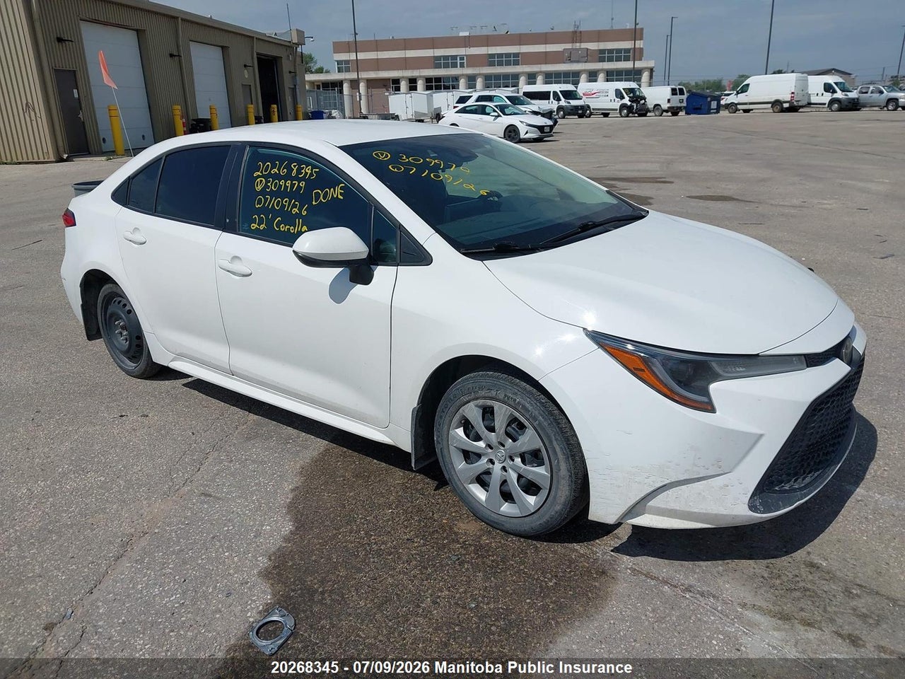 5YFBPMBE5NP309979 · 2022 TOYOTA COROLLA LE