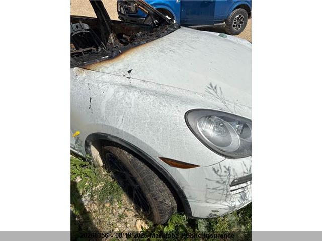 2013 PORSCHE CAYENNE V6