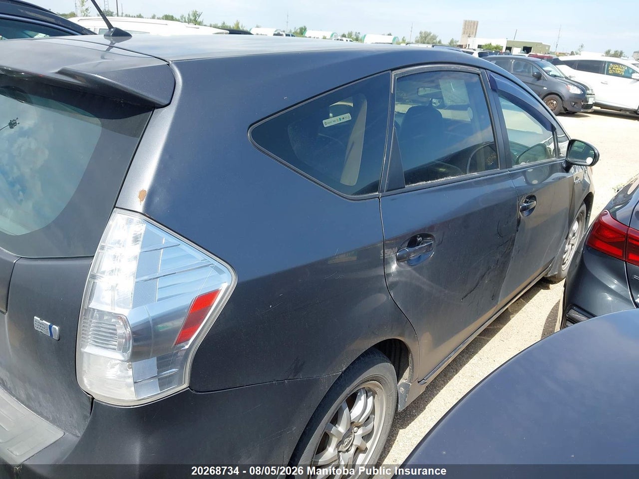 JTDZN3EU1E3306491 · 2014 TOYOTA PRIUS V · 4/24