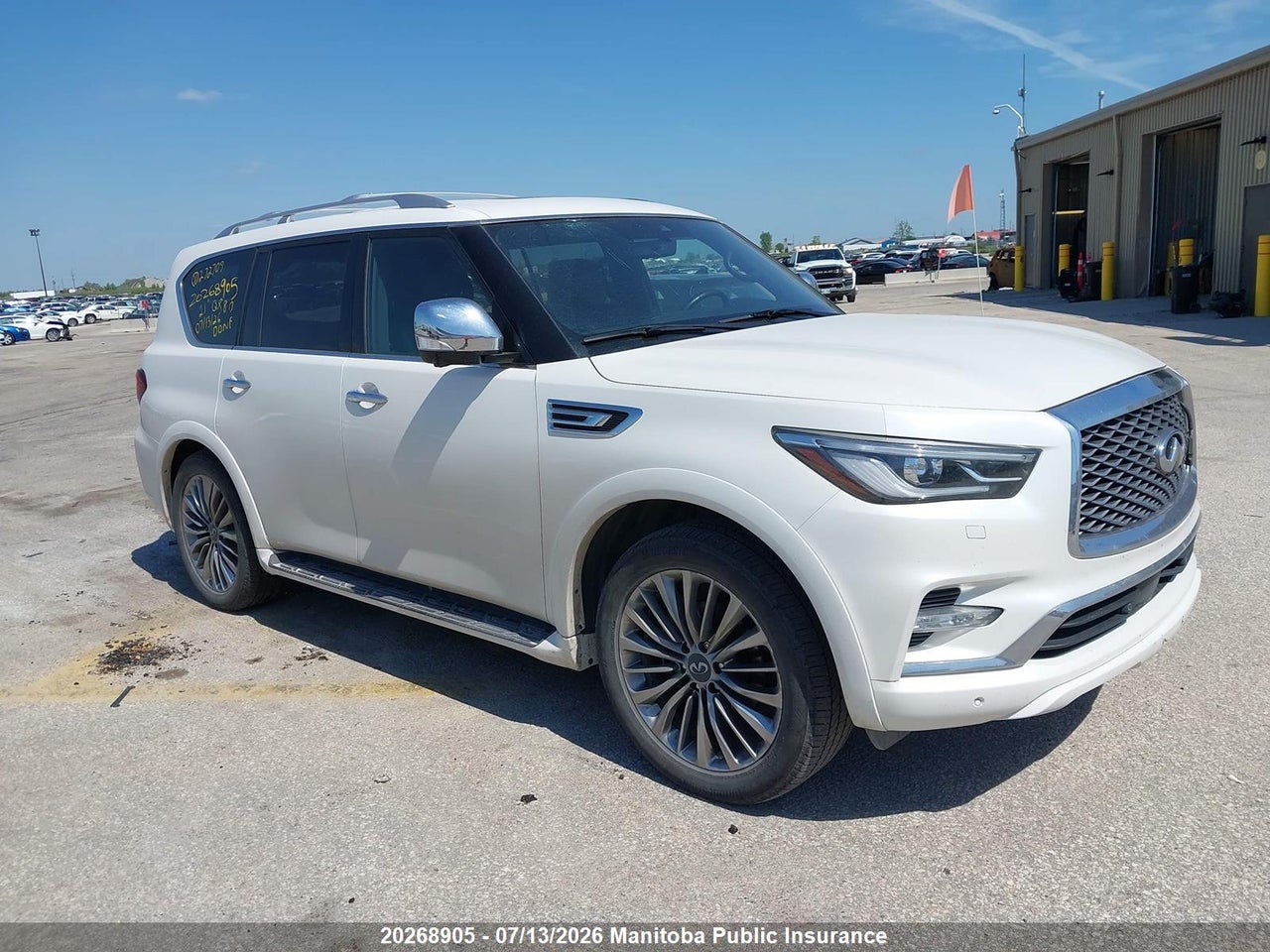 JN8AZ2AE3M9272709 · 2021 INFINITI QX80 LUXE/PREMIUM SELECT