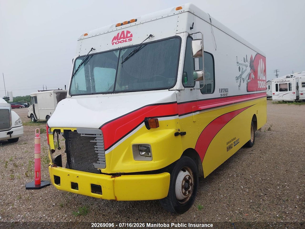 4UZAAPBW33CK67854 · 2003 FREIGHTLINER MT-45 · 2/24