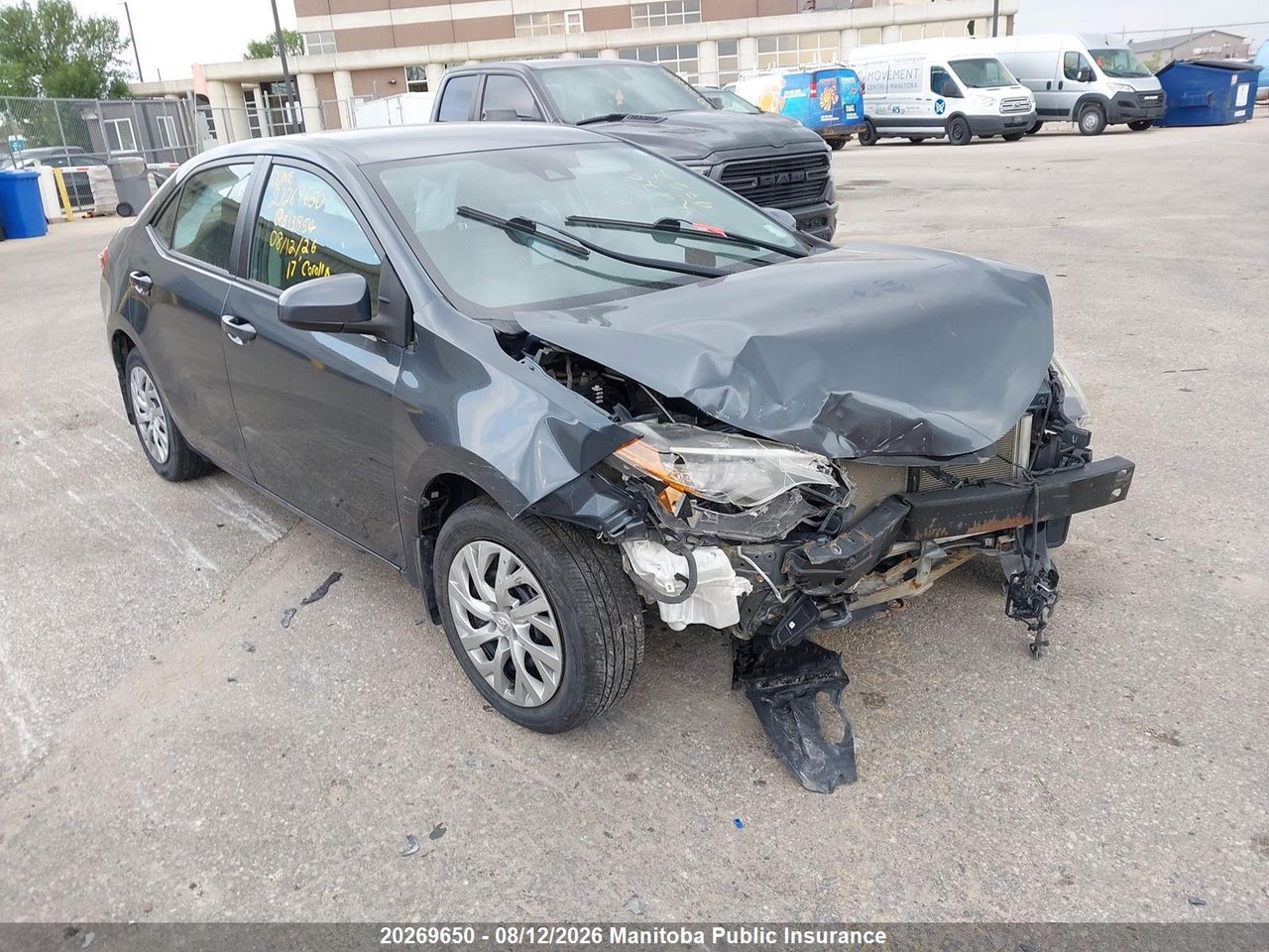 2T1BURHE5HC813854 · 2017 TOYOTA COROLLA LE