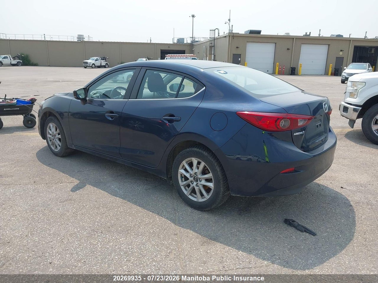 JM1BN1V71H1152316 · 2017 MAZDA MAZDA3 GS SKY  · 3/16