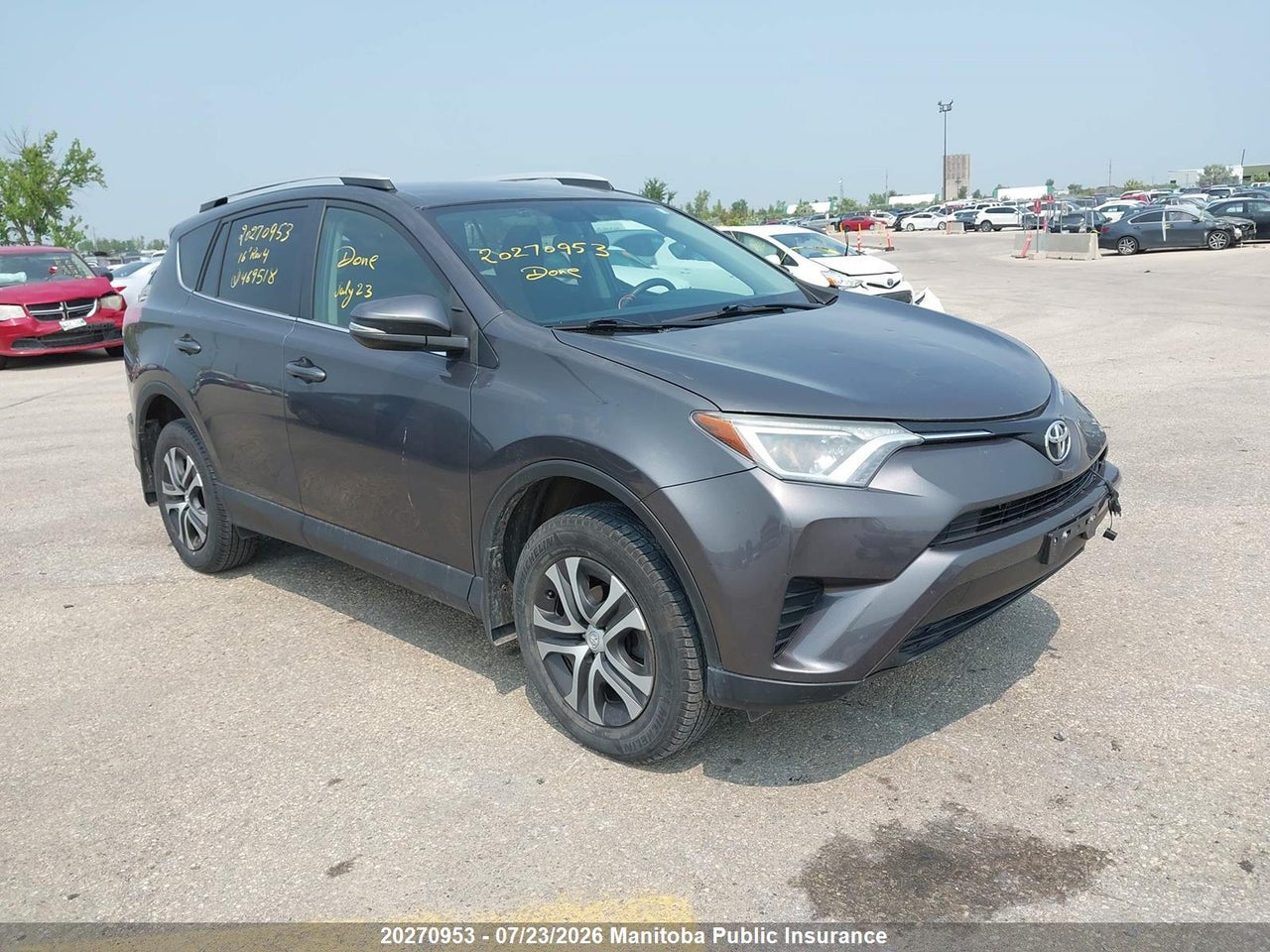 2T3BFREV6GW469518 · 2016 TOYOTA RAV4 LE