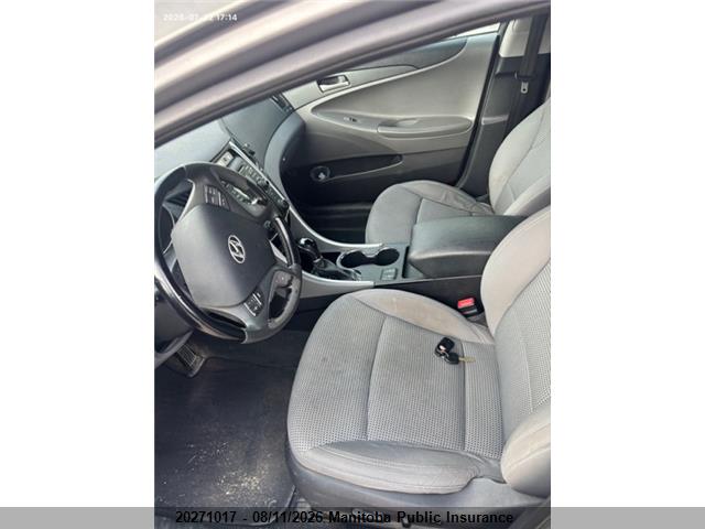 5NPEB4AC4BH013064 · 2011 HYUNDAI SONATA GL · 5/8