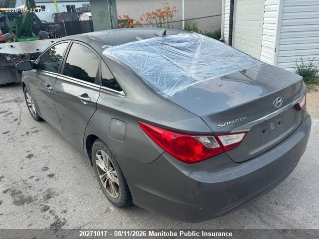 5NPEB4AC4BH013064 · 2011 HYUNDAI SONATA GL · 3/8