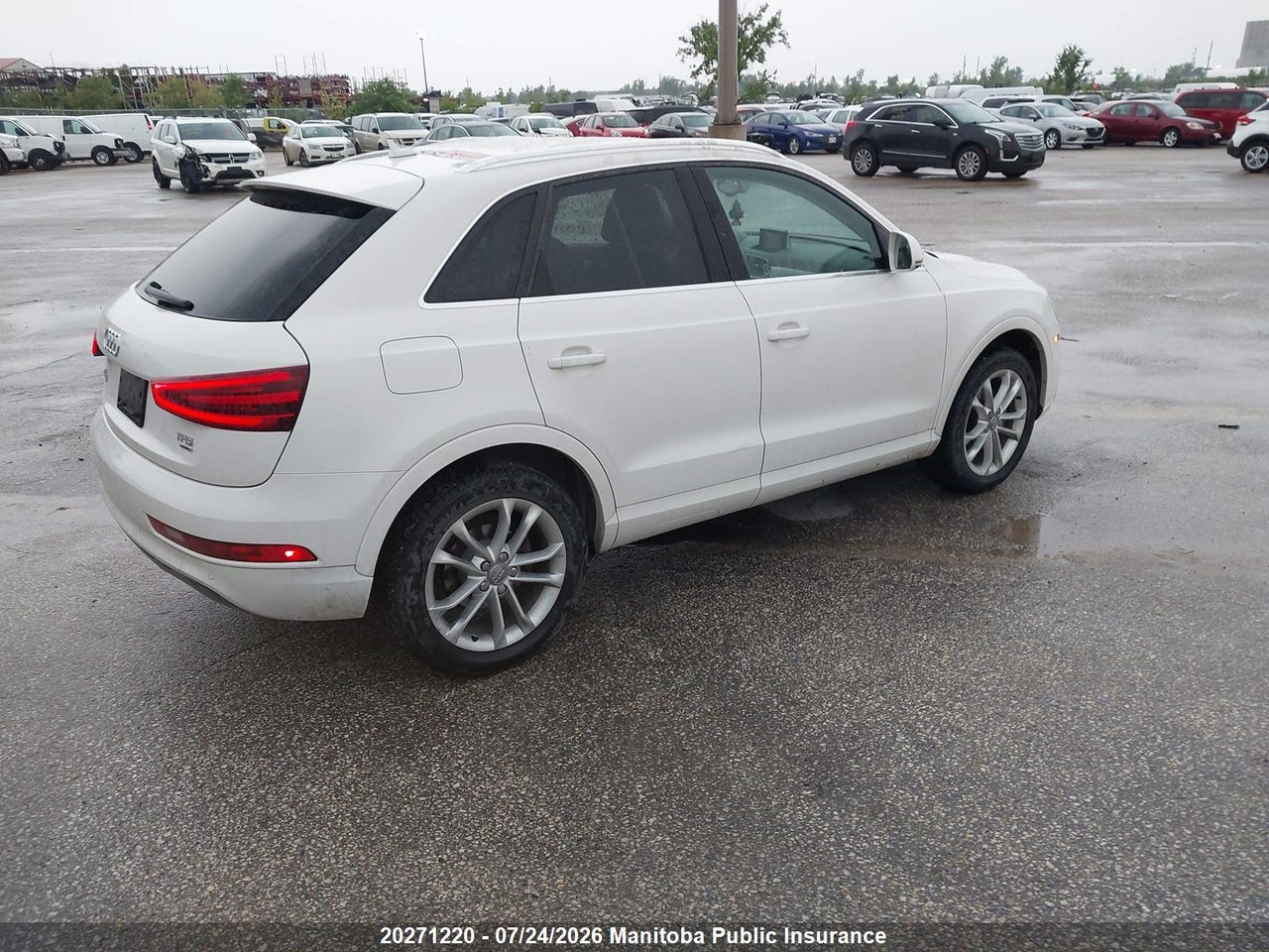 WA1GFEFS9FR001438 · 2015 AUDI Q3 · 4/17
