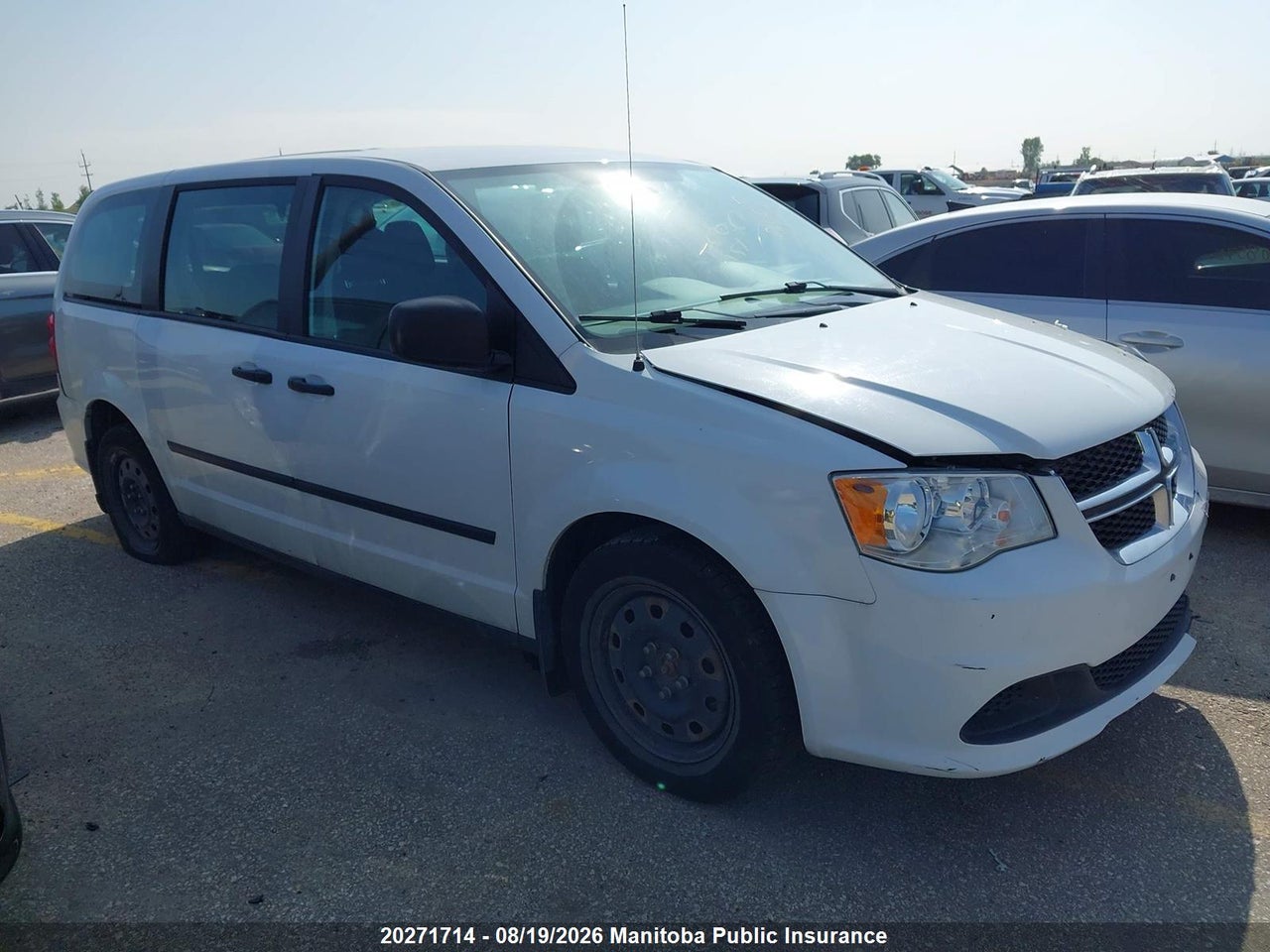 2C4RDGBG0GR117883 · 2016 DODGE GRAND CARAVAN SE