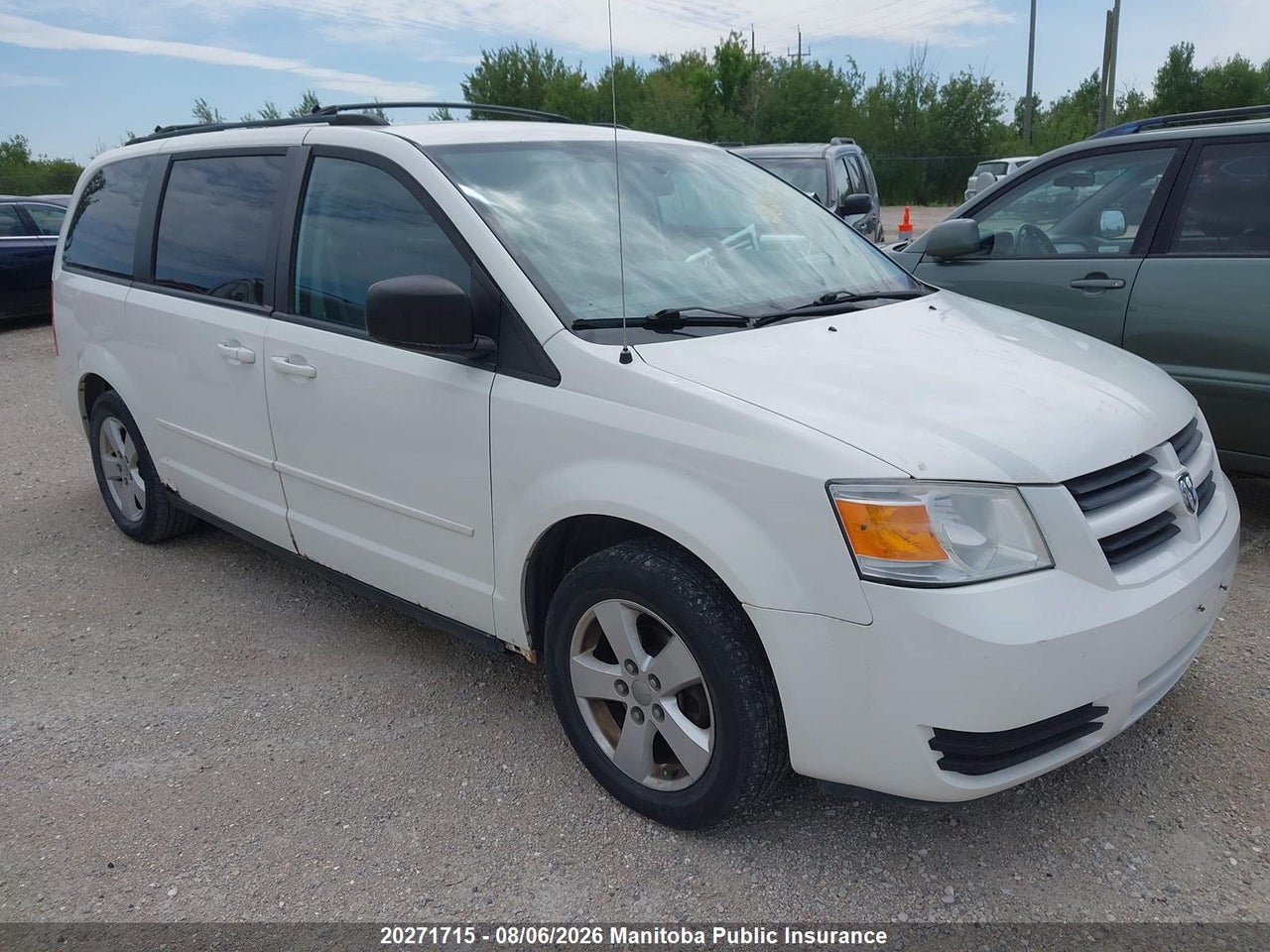 2D4RN4DE6AR221005 · 2010 DODGE GRAND CARAVAN SE