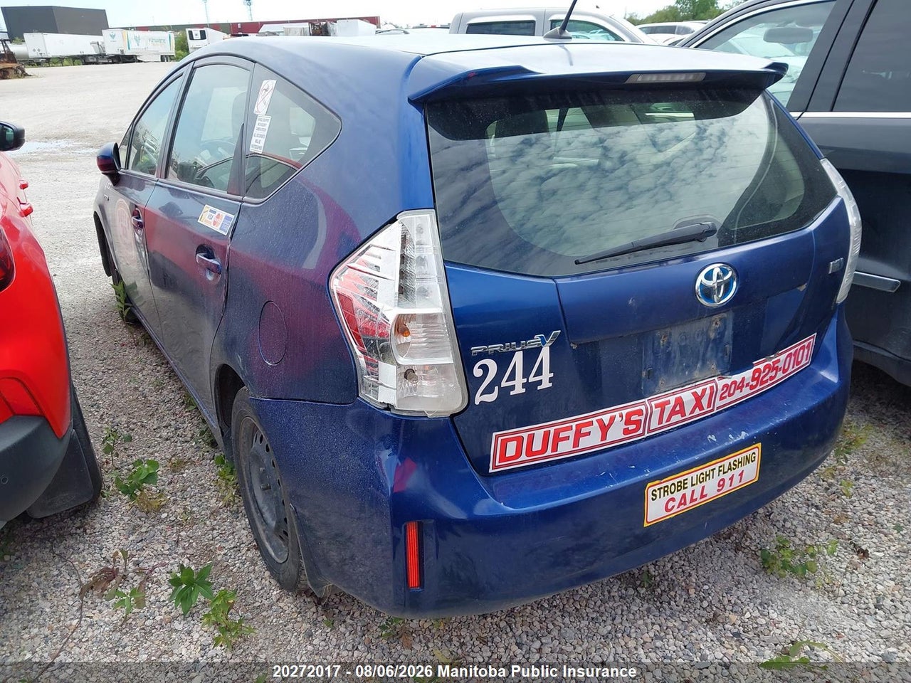 JTDZN3EU3C3120884 · 2012 TOYOTA PRIUS V · 3/16