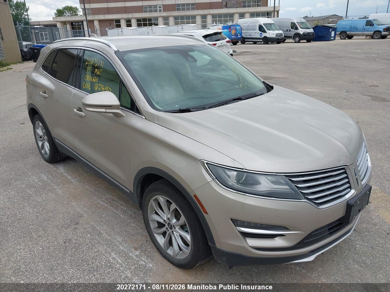 5LMCJ2A93FUJ34952 · 2015 LINCOLN MKC · 6/18