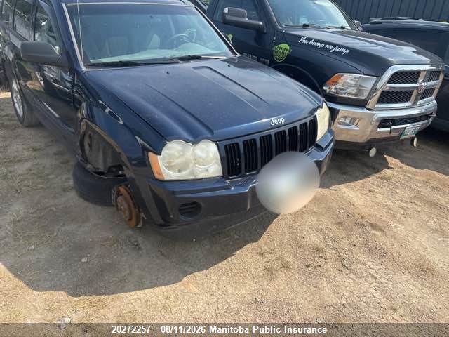 1J4HR48N35C581526 · 2005 JEEP GRAND CHEROKEE LAREDO
