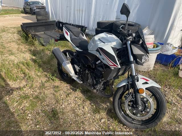 JKAERKD12NDAJ1797 · 2022 KAWASAKI Z400 ABS