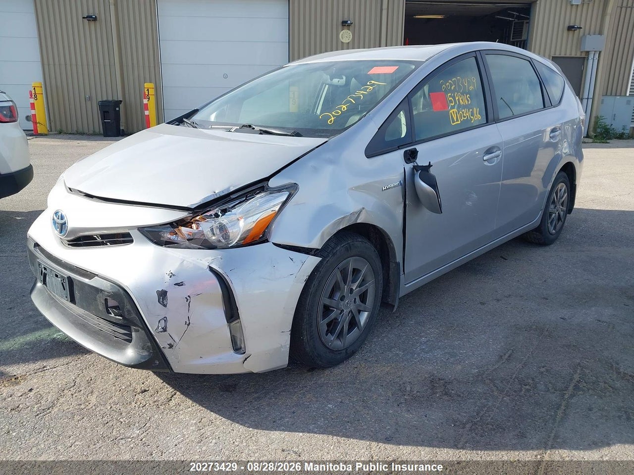 JTDZN3EU3FJ034586 · 2015 TOYOTA PRIUS V · 6/16