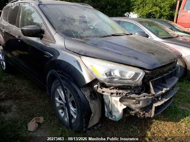 1FMCU9GD5HUC39834 · 2017 FORD ESCAPE SE