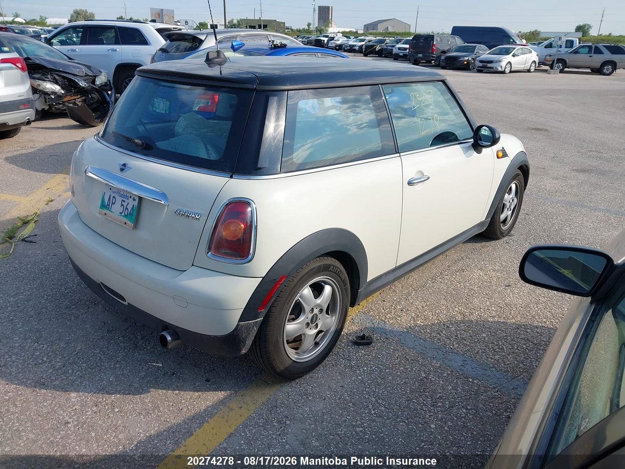 WMWMF33539TU73439 · 2009 MINI COOPER · 4/16