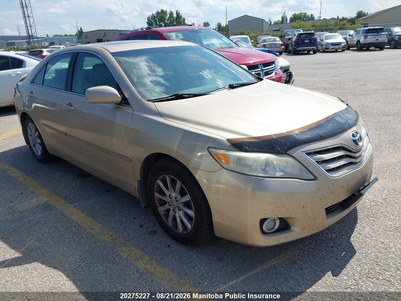 4T1BF3EK0BU147011 · 2011 TOYOTA CAMRY XLE