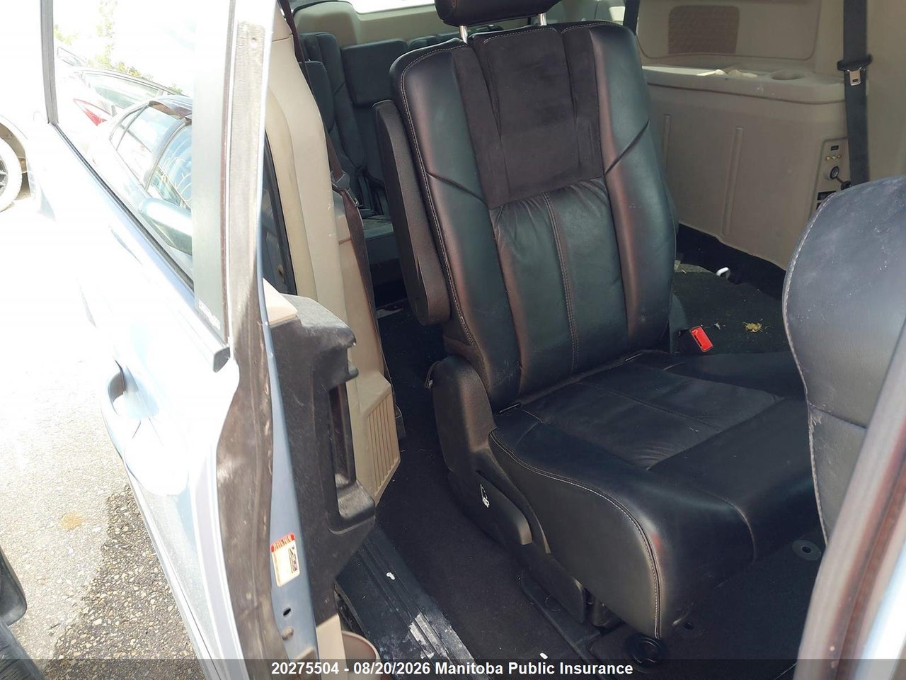 2C4RC1GG7DR787791 · 2013 CHRYSLER TOWN & COUNTRY LIMITED · 8/16