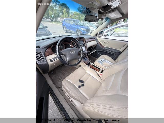 2003 TOYOTA HIGHLANDER V6 