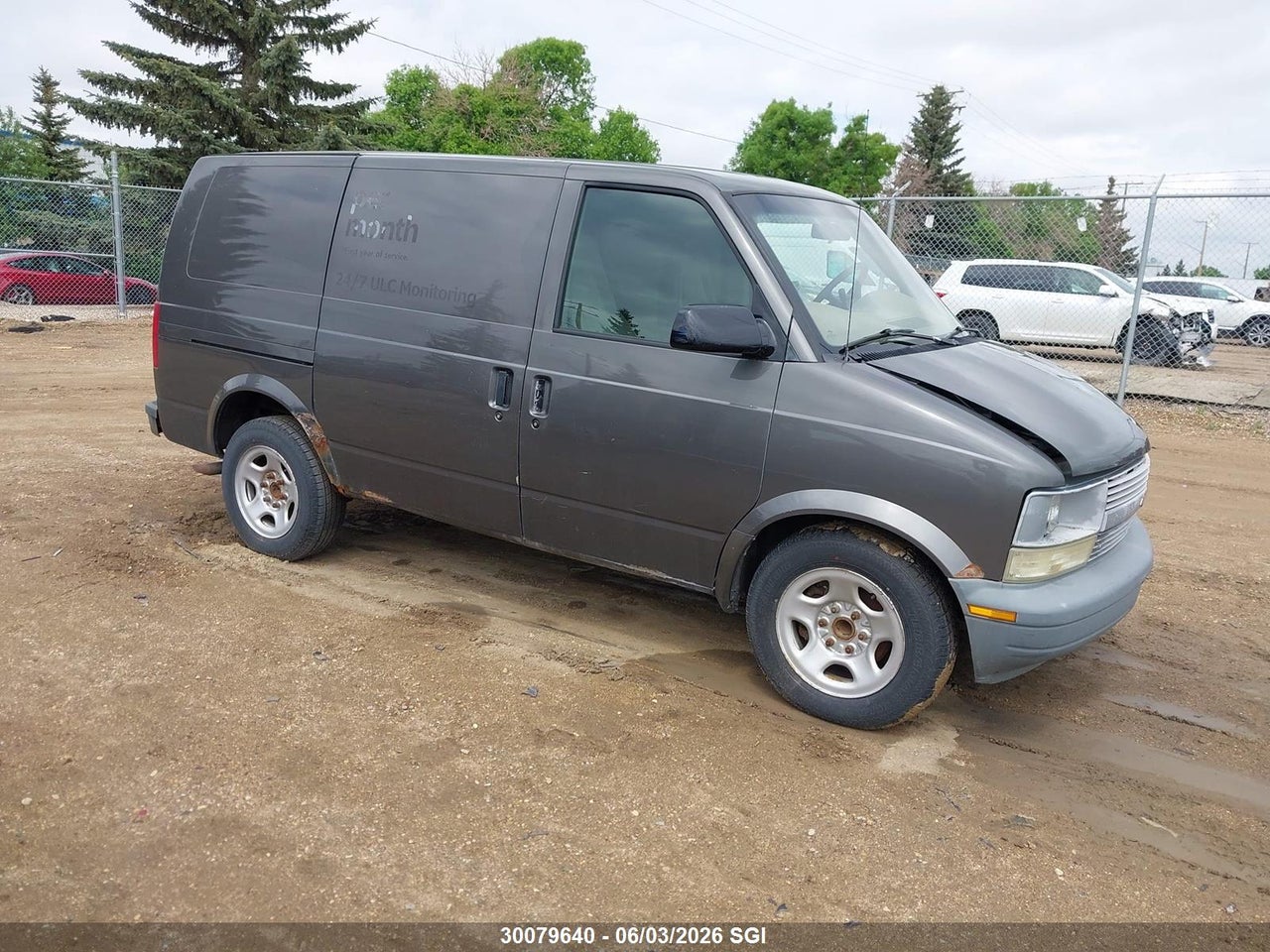 1GCDM19X23B113811 · 2003 CHEVROLET ASTRO