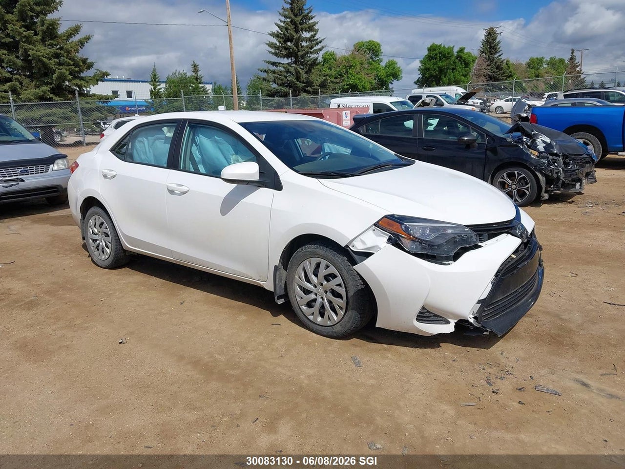 2T1BURHE4HC947593 · 2017 TOYOTA COROLLA L/LE/XLE/SE/XSE