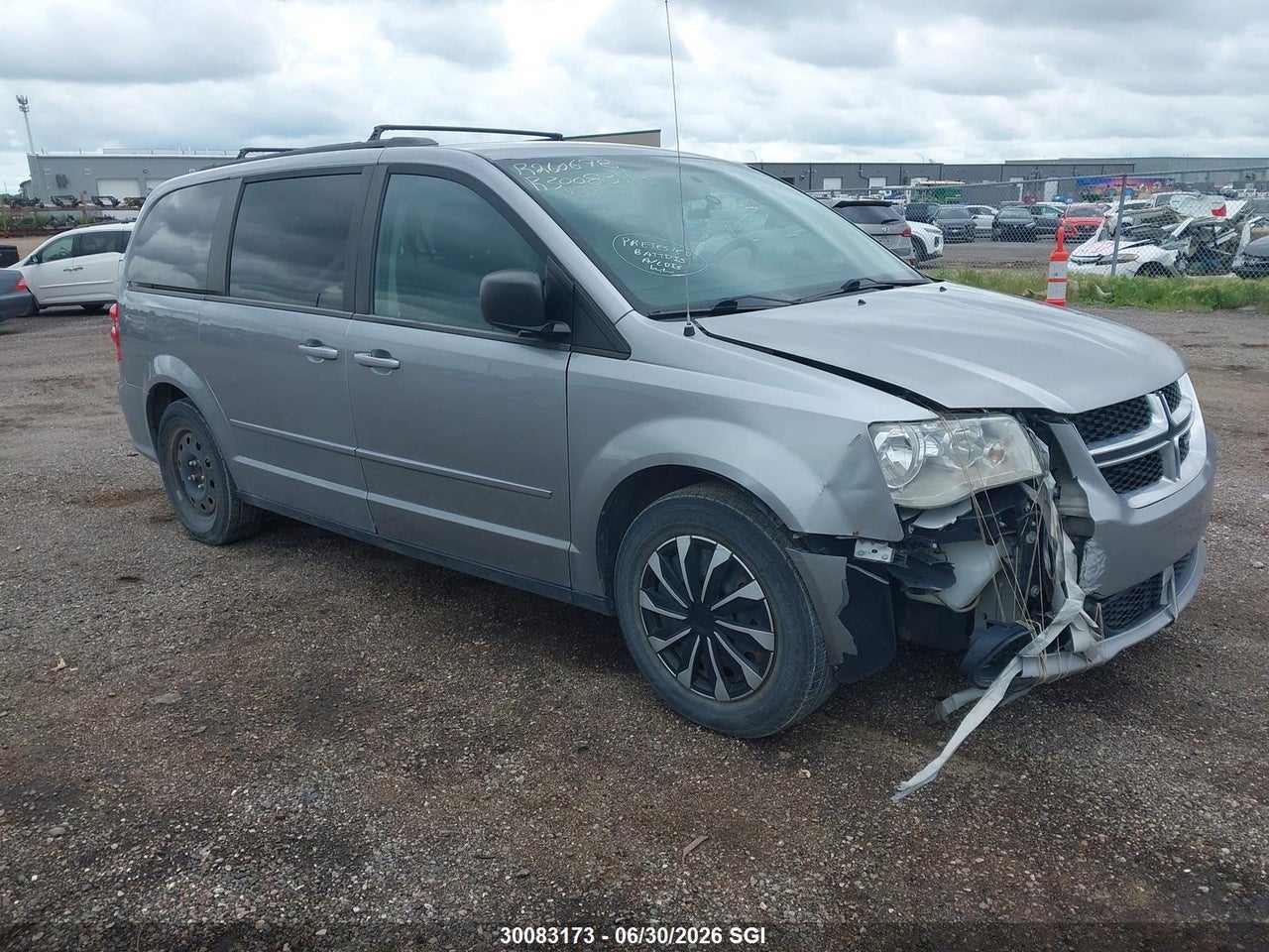 2C4RDGBG3GR317480 · 2016 DODGE GRAND CARAVAN SE