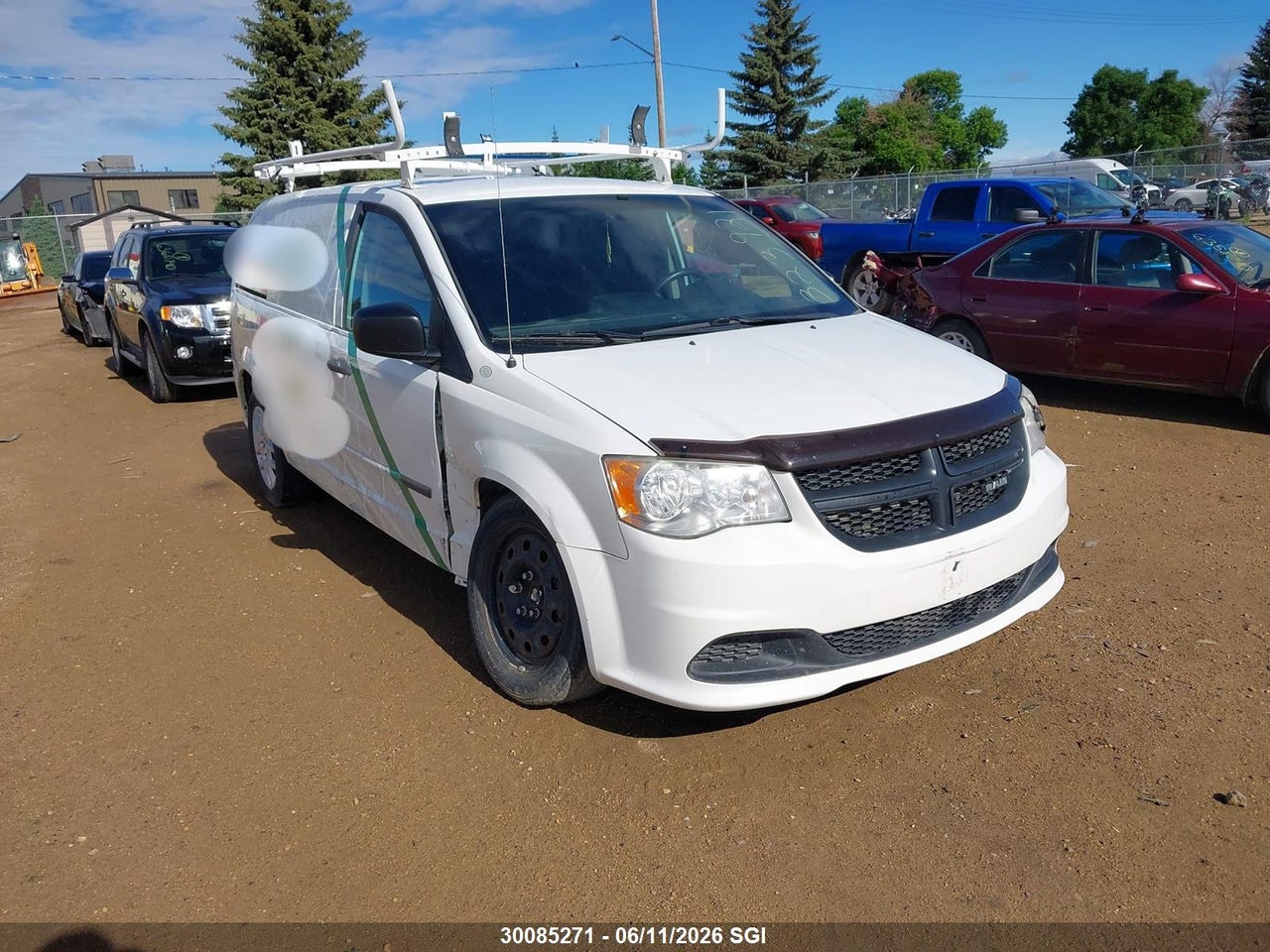 2C4JRGAG8ER323921 · 2014 RAM TRADESMAN