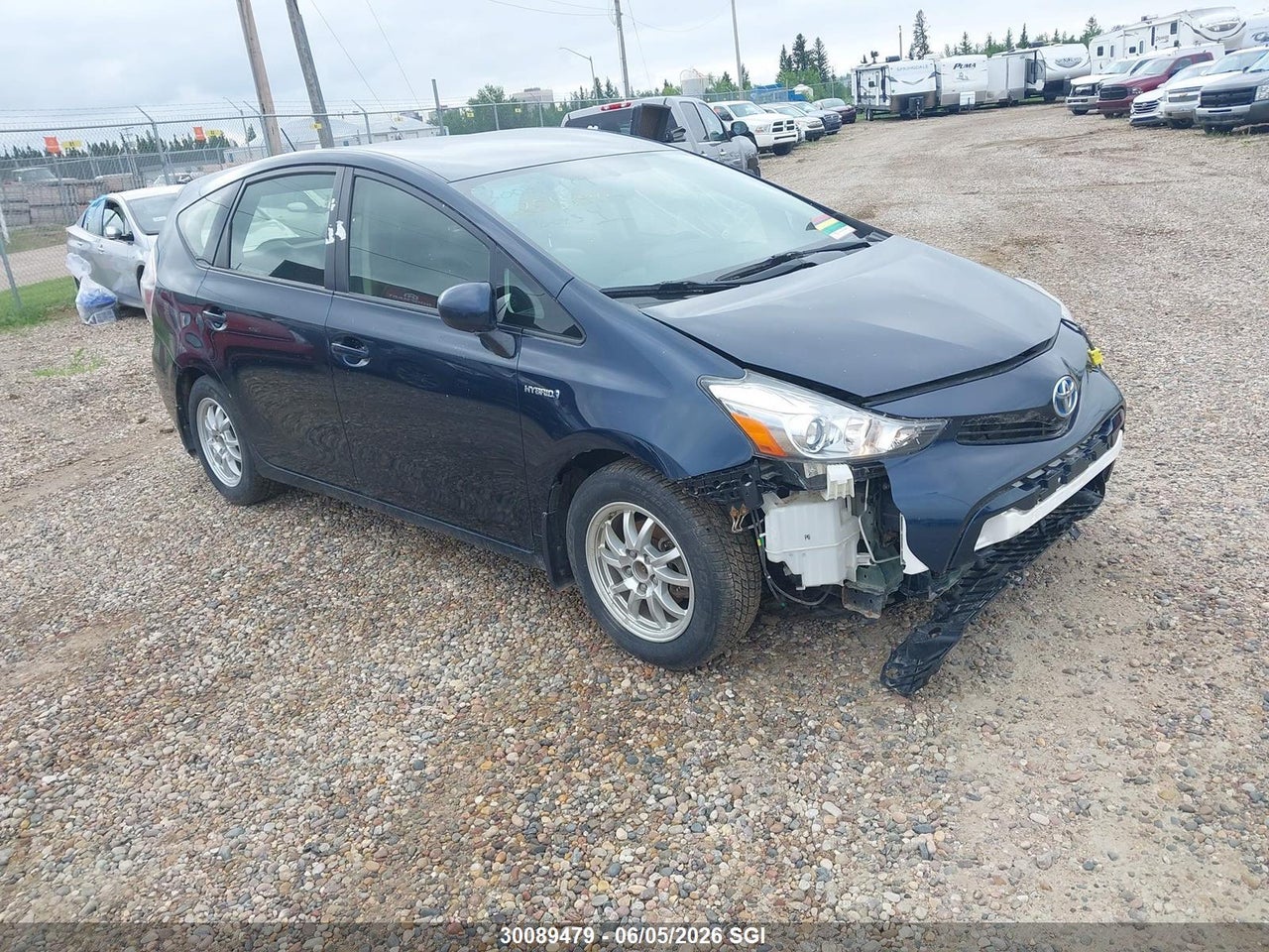 JTDZN3EU0HJ060355 · 2017 TOYOTA PRIUS V