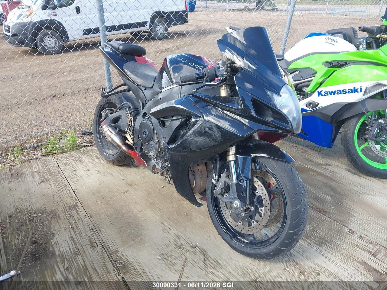 JS1GN7DA372113803 · 2007 SUZUKI GSX-R600