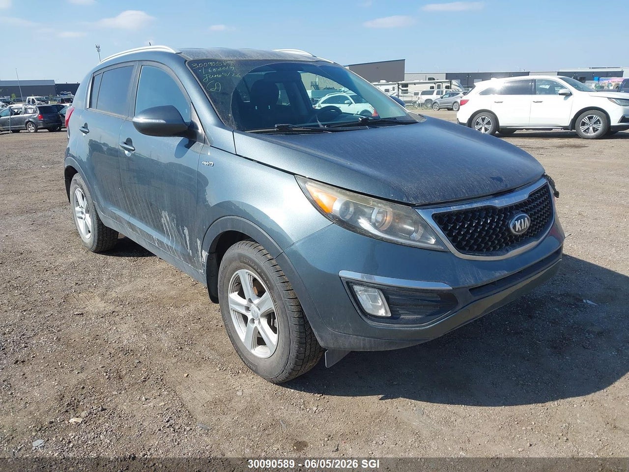 KNDPBCAC2F7682219 · 2015 KIA Sportage LX