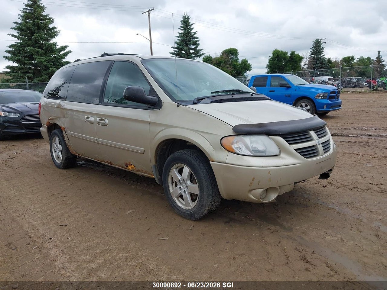 2D4GP44L15R342319 · 2005 DODGE GRAND CARAVAN SXT