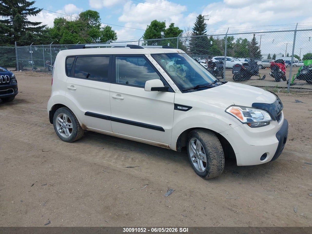 KNDJT2A21B7727360 · 2011 KIA SOUL +/!/SPORT