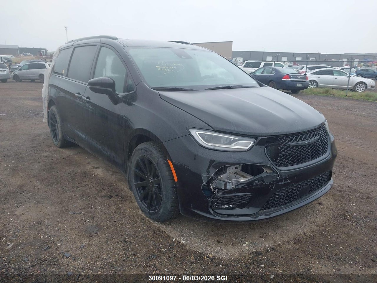 2C4RC1S7XRR178211 · 2024 CHRYSLER PACIFICA HYBRID SELECT