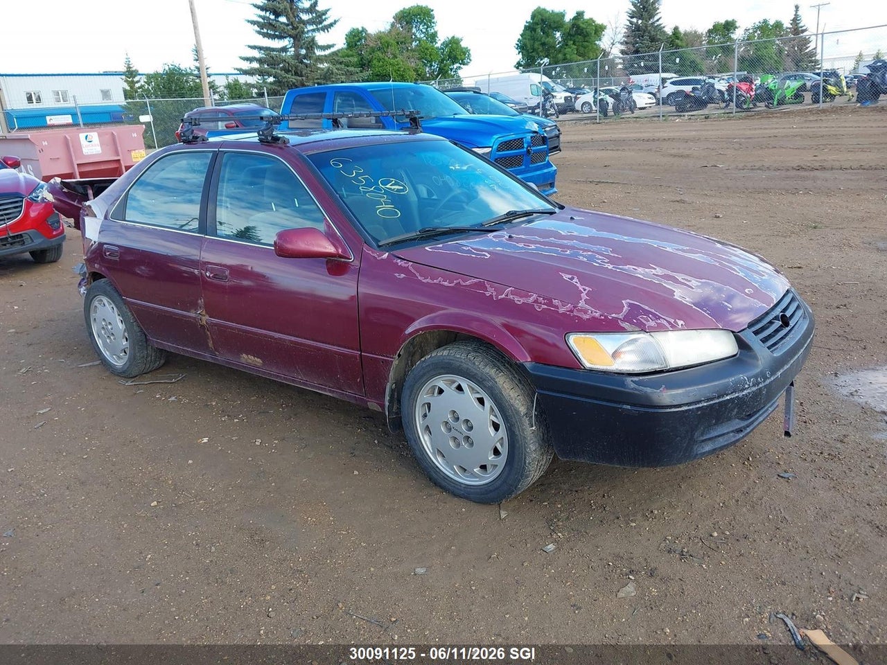 JT2BG22KXW0160631 · 1998 TOYOTA CAMRY CE/LE/XLE