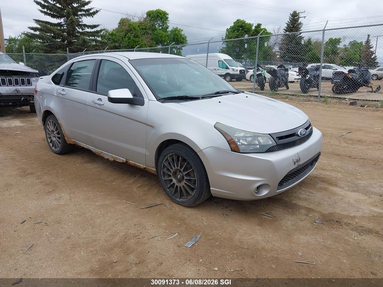 1FAHP3GN2BW108949 · 2011 FORD FOCUS SES