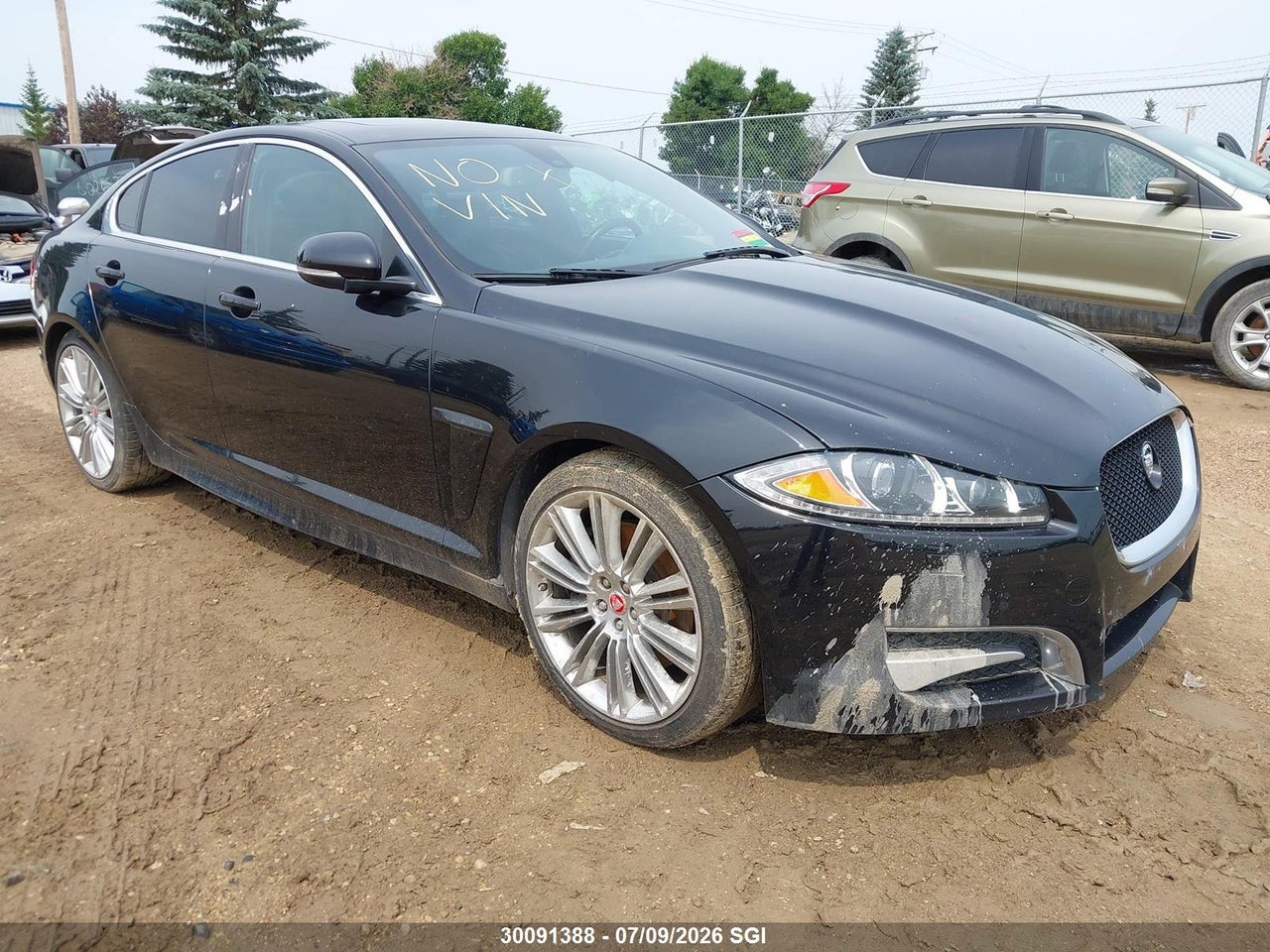SAJXA0HB8CLS44128 · 2012 JAGUAR XF PORTFOLIO
