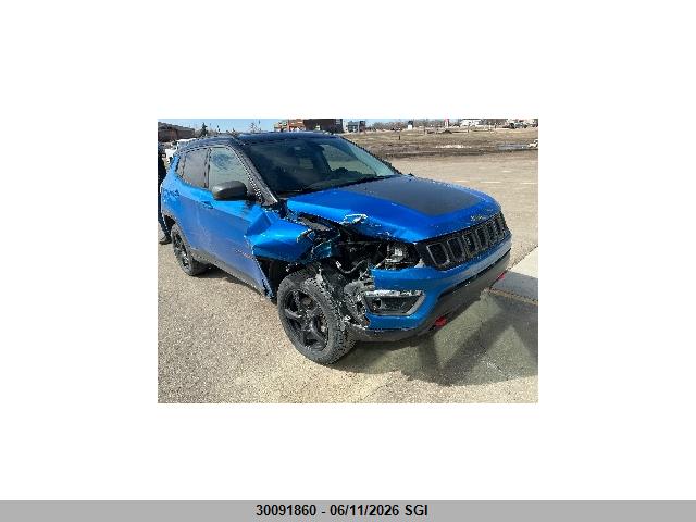 3C4NJDDBXKT800171 · 2019 JEEP COMPASS TRAILHAWK