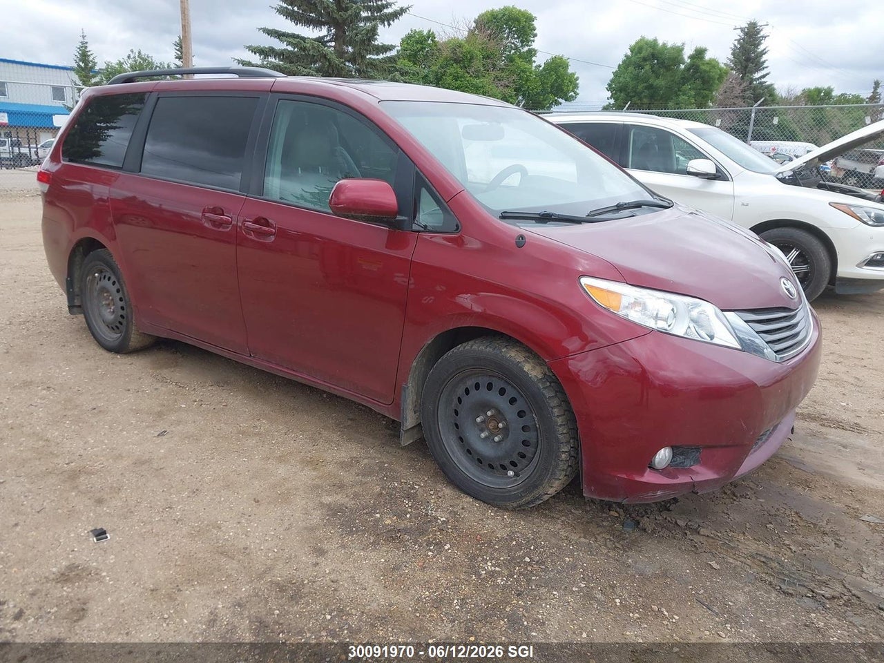 5TDDK3DC9ES074507 · 2014 TOYOTA SIENNA XLE/LIMITED