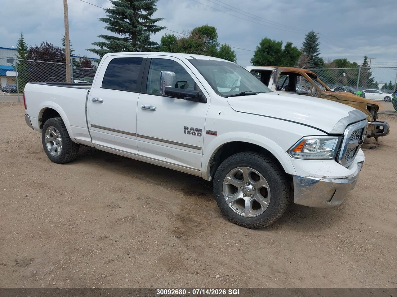1C6RR7VTXFS659474 · 2015 RAM 1500 LARAMIE