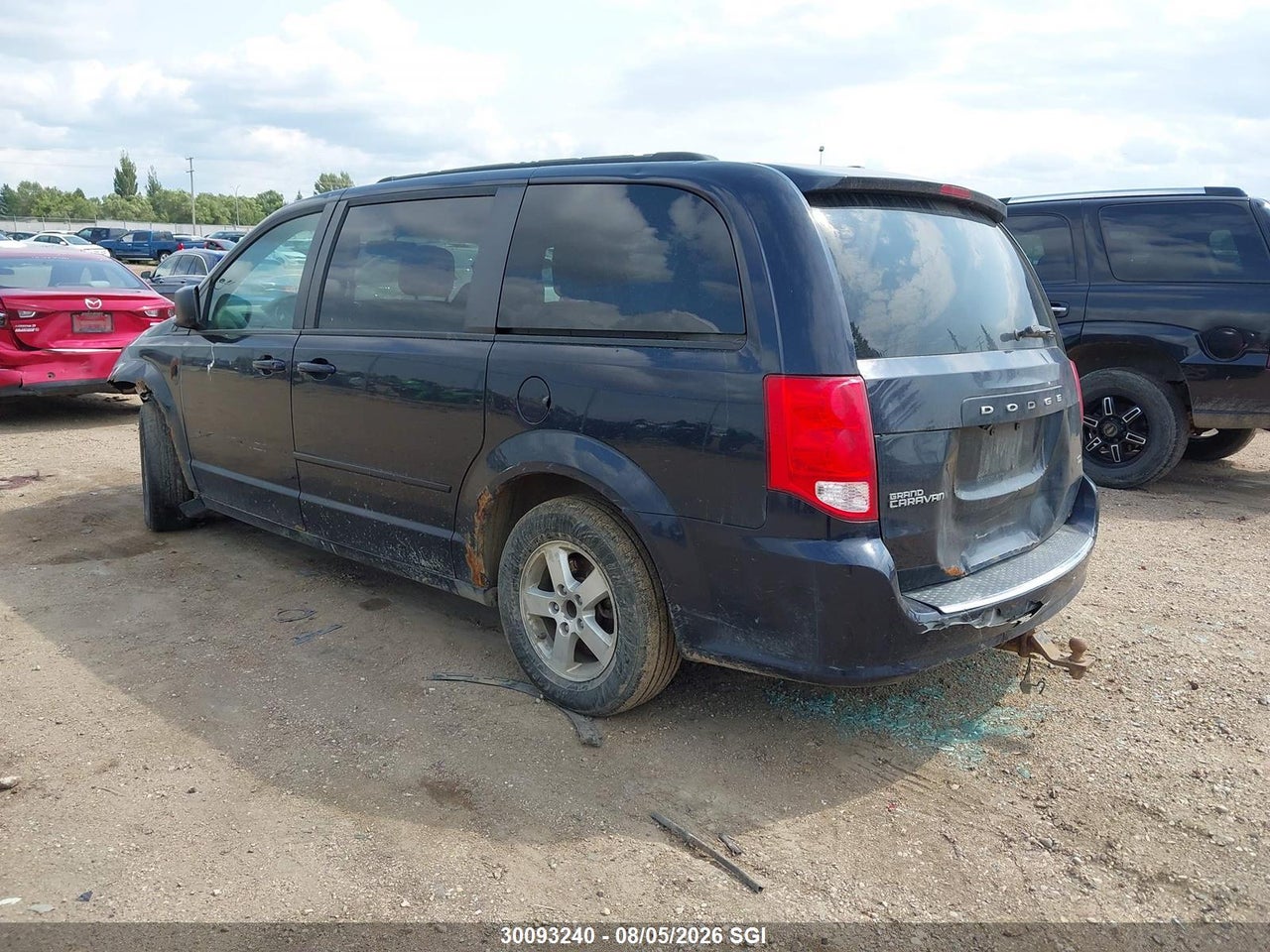 2D4RN4DG3BR651674 · 2011 DODGE GRAND CARAVAN EXPRESS · 3/11