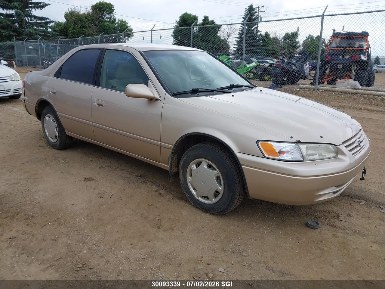 JT2BG22K7X0333913 · 1999 TOYOTA CAMRY LE/XLE